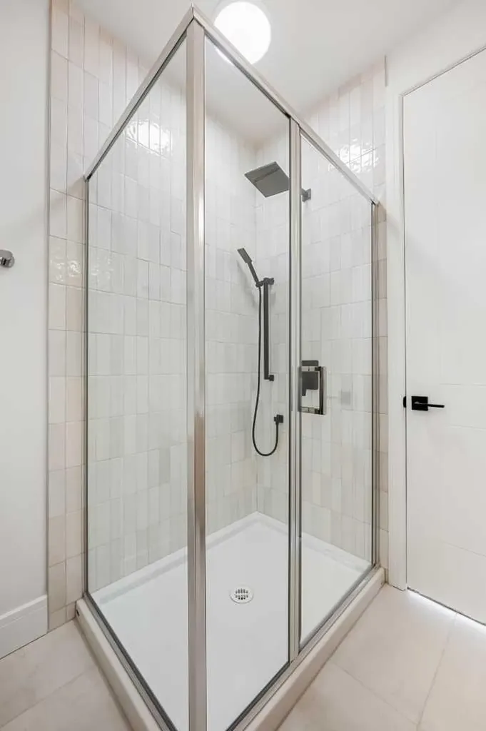 4270 Norford Avenue NW Calgary AB T3B 6P8