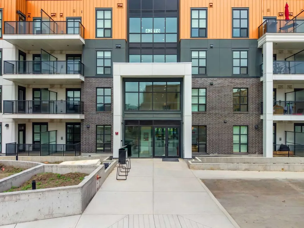 4270 Norford Avenue NW Calgary AB T3B 6P8