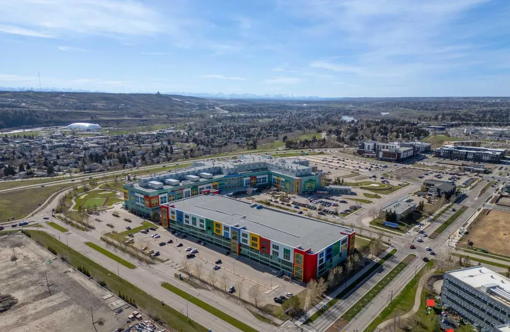 4270 Norford Avenue NW Calgary AB T3B 6P8
