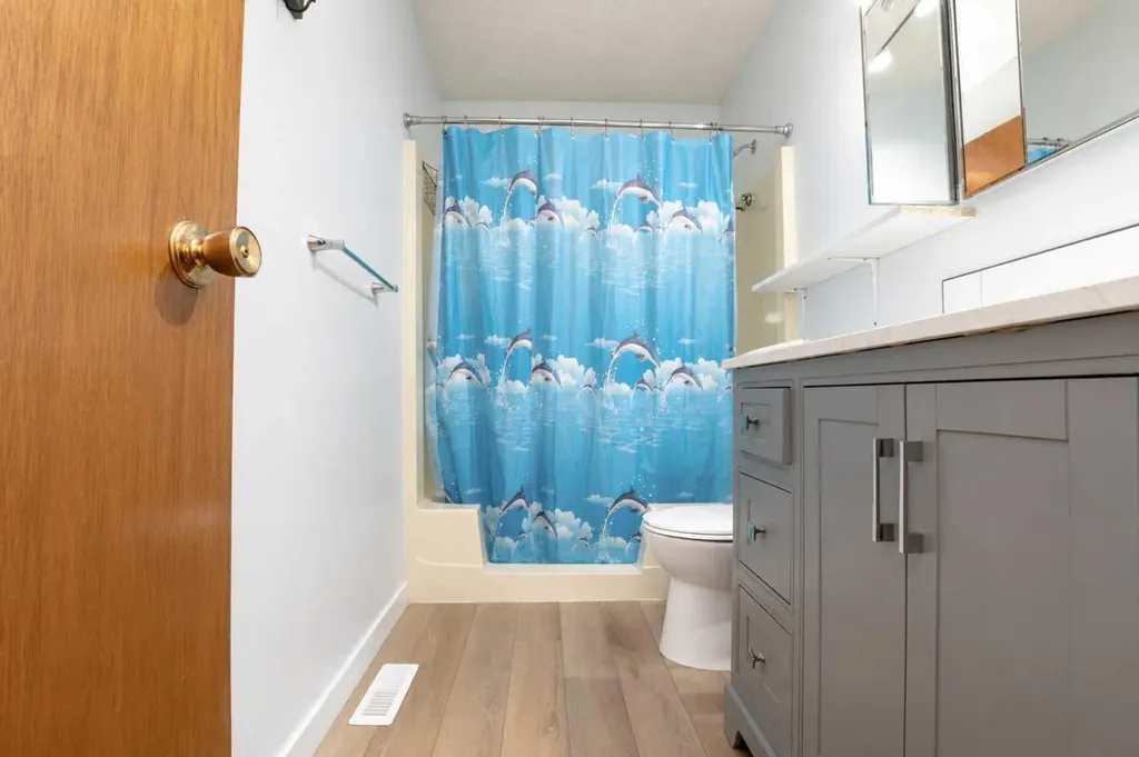 6910 99a Street Grande Prairie AB T8V5G4