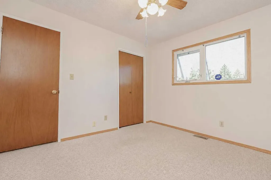 6910 99a Street Grande Prairie AB T8V5G4