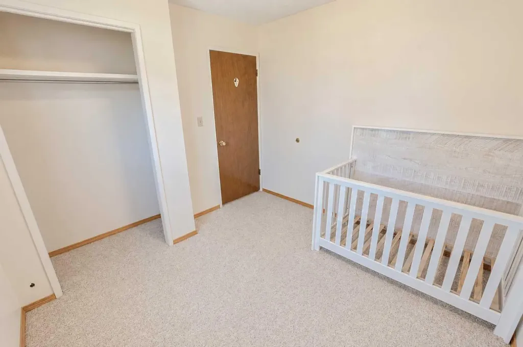 6910 99a Street Grande Prairie AB T8V5G4