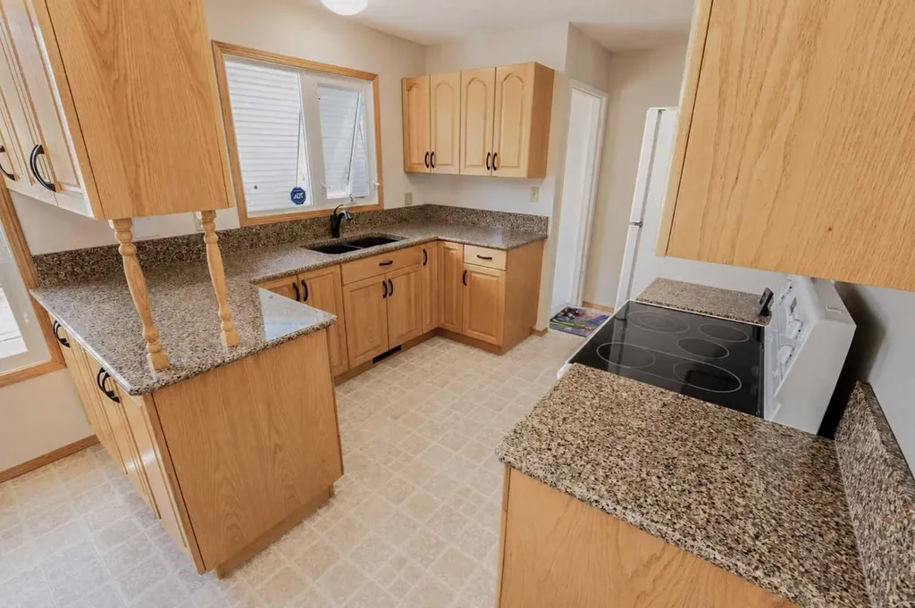 6910 99a Street Grande Prairie AB T8V5G4