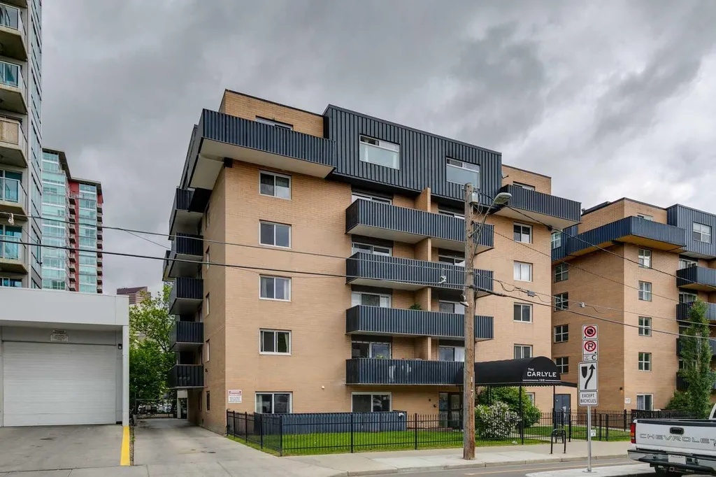 128 15 Avenue SW Calgary AB T2R0P5