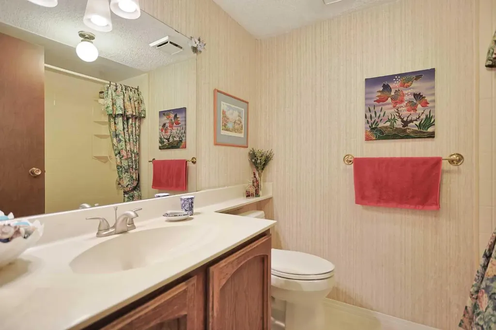 1190 Ranchview Road NW Calgary AB T3G 1Y2