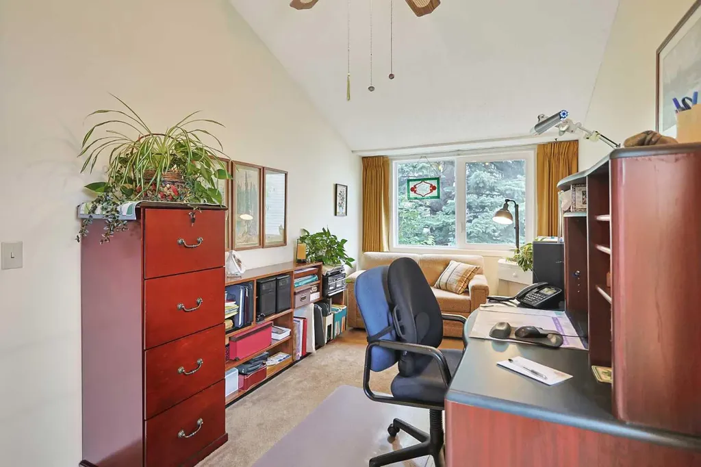 1190 Ranchview Road NW Calgary AB T3G 1Y2
