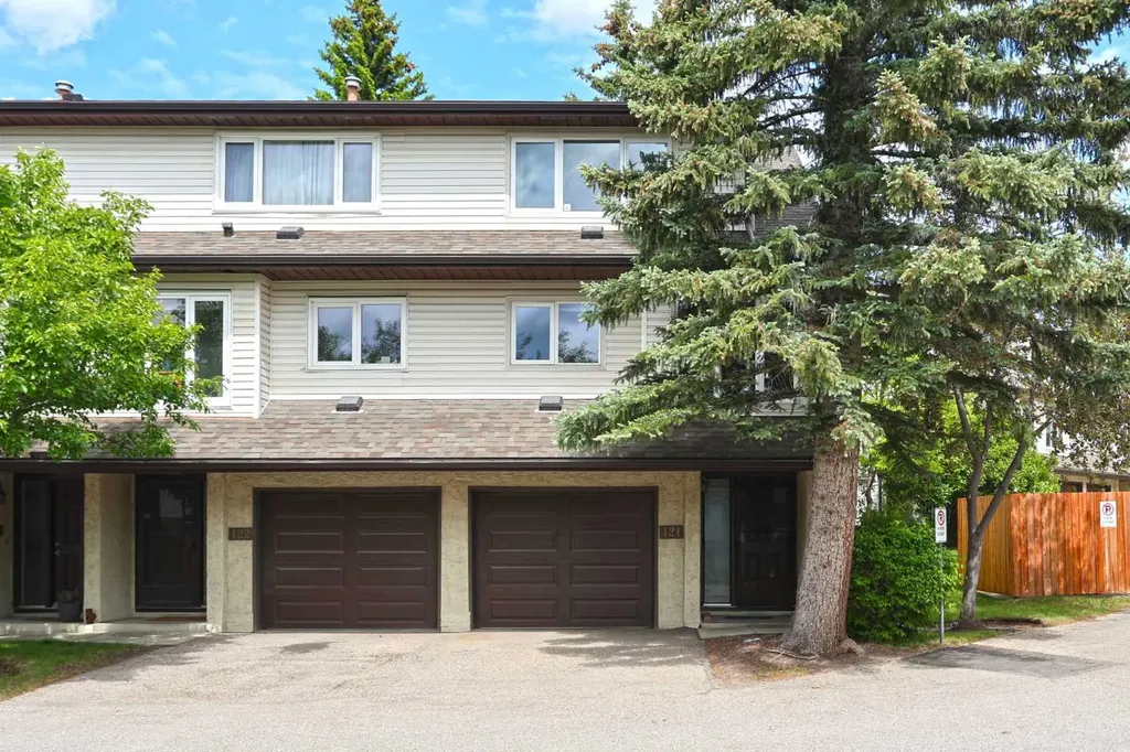 1190 Ranchview Road NW Calgary AB T3G 1Y2