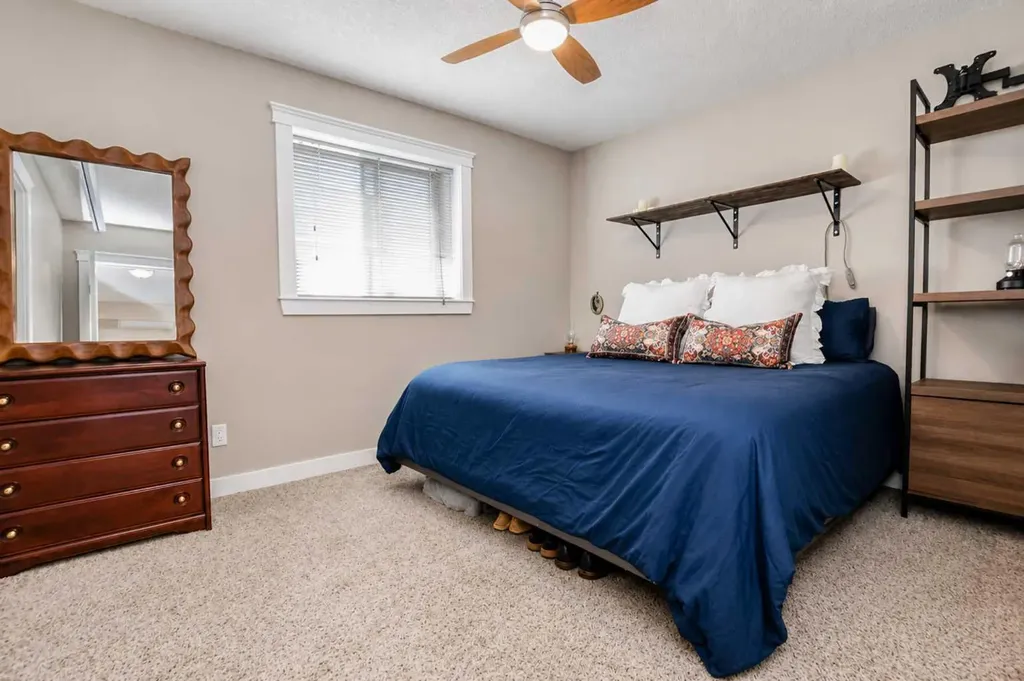 11293 76 Avenue Grande Prairie AB T8W 0G3