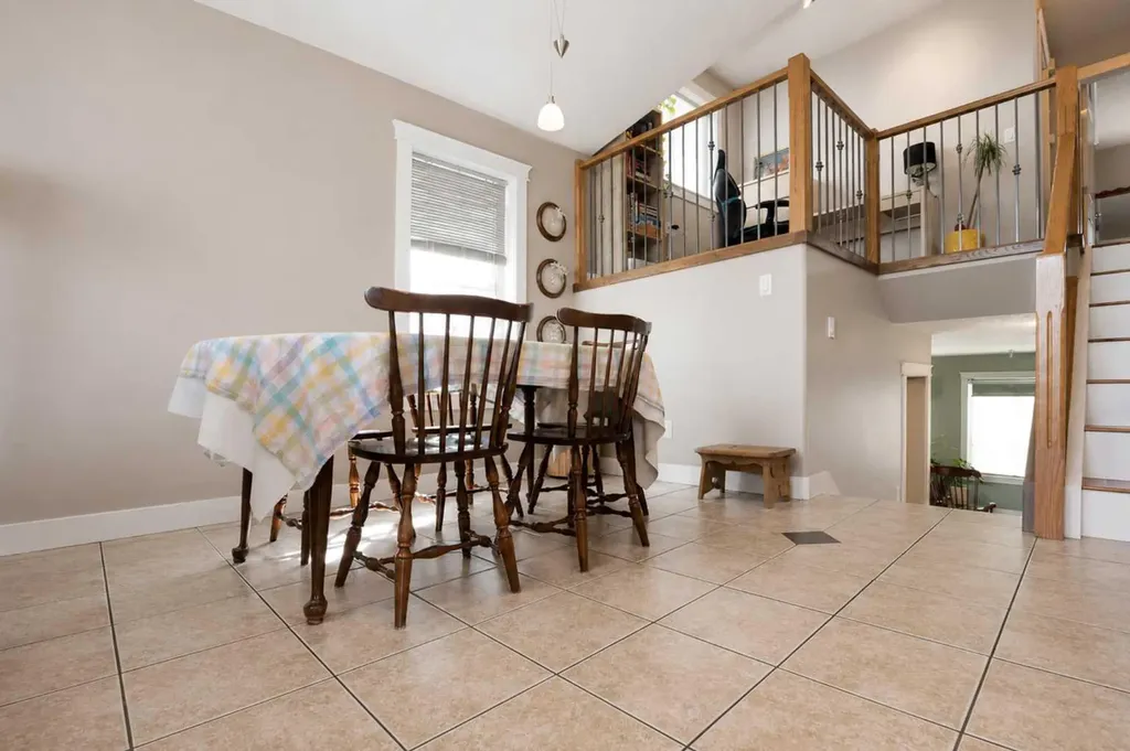 11293 76 Avenue Grande Prairie AB T8W 0G3
