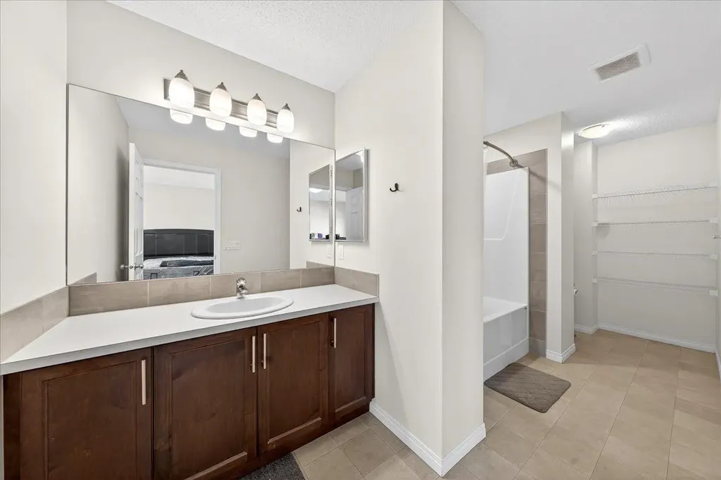 15 Savanna Parade Calgary AB T3J 0V7