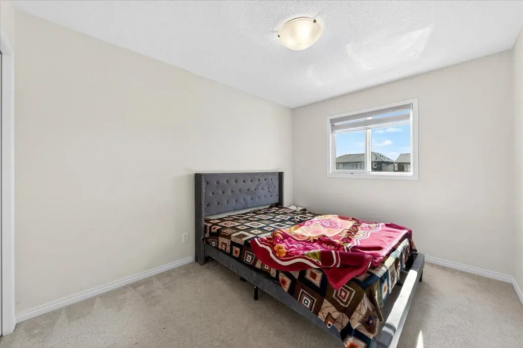 15 Savanna Parade Calgary AB T3J 0V7