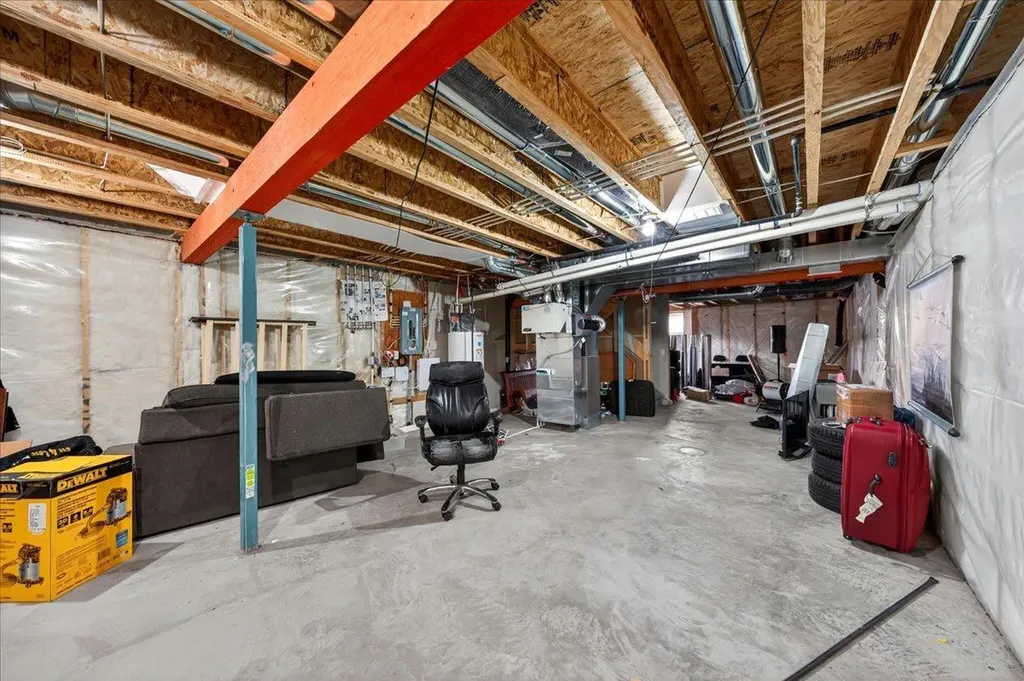 15 Savanna Parade Calgary AB T3J 0V7