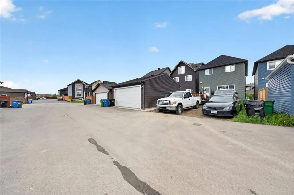 15 Savanna Parade Calgary AB T3J 0V7