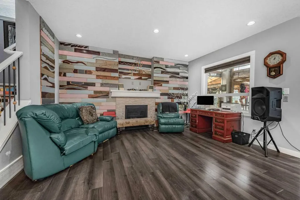 227 Redstone Heights NE Calgary AB T3N 0T8