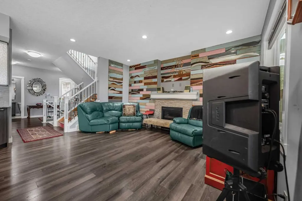 227 Redstone Heights NE Calgary AB T3N 0T8