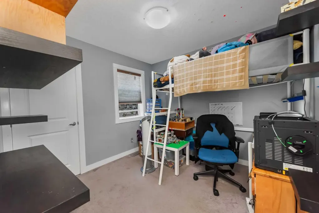 227 Redstone Heights NE Calgary AB T3N 0T8