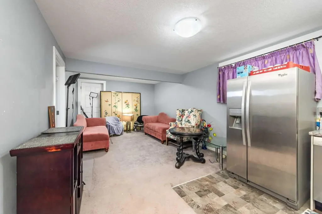 227 Redstone Heights NE Calgary AB T3N 0T8