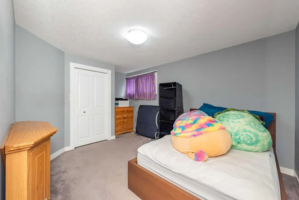 227 Redstone Heights NE Calgary AB T3N 0T8