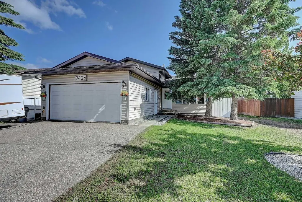 9426 64 Avenue Grande Prairie AB T8W1B5