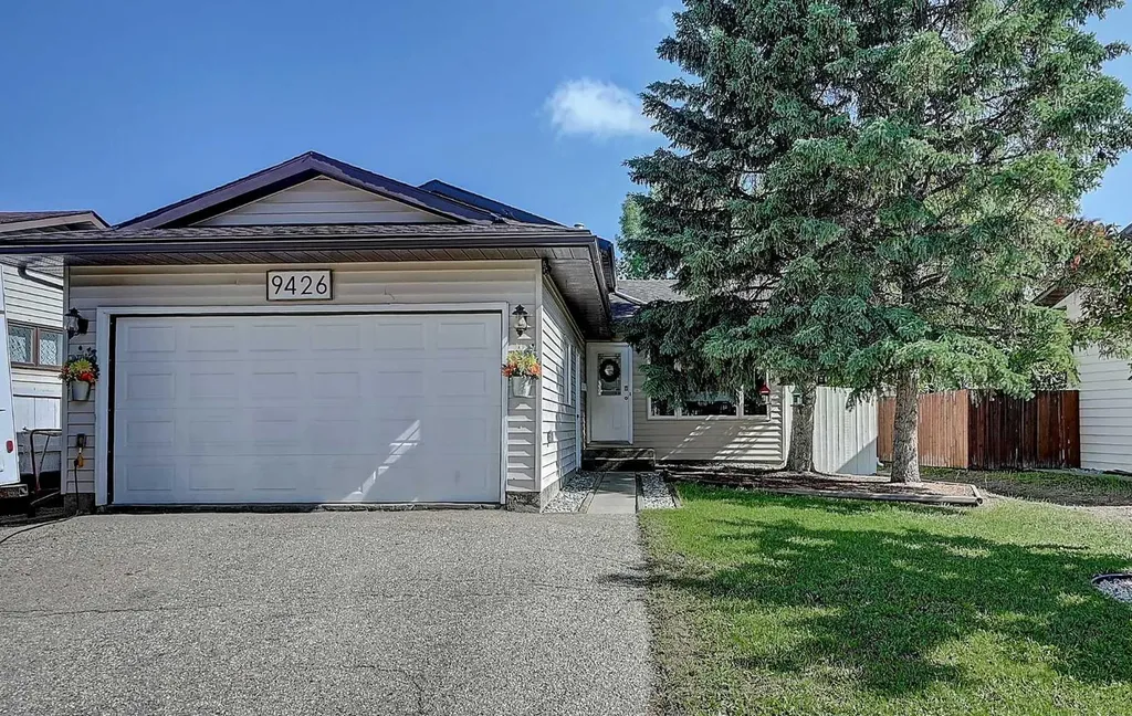 9426 64 Avenue Grande Prairie AB T8W1B5