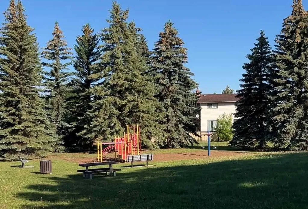9426 64 Avenue Grande Prairie AB T8W1B5