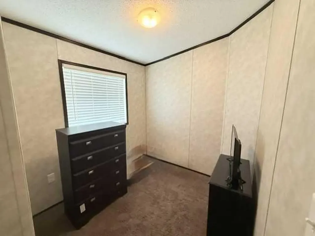 4920 52 Avenue Berwyn AB T0H0E0