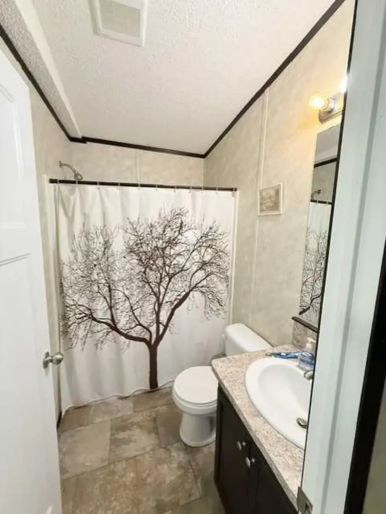 4920 52 Avenue Berwyn AB T0H0E0