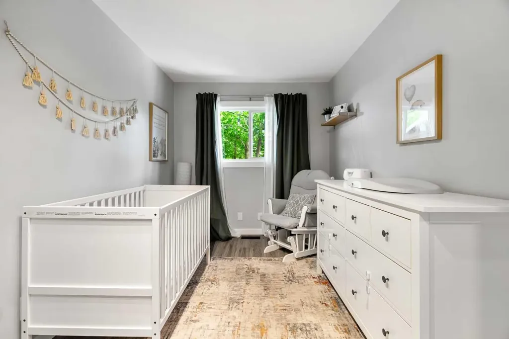 229 84 Avenue SE Calgary AB T2H 1N5