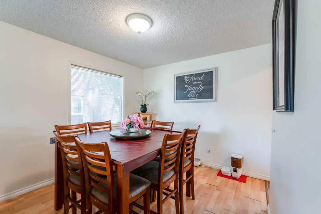 9611 24 Street SW Calgary AB T2V 4L2