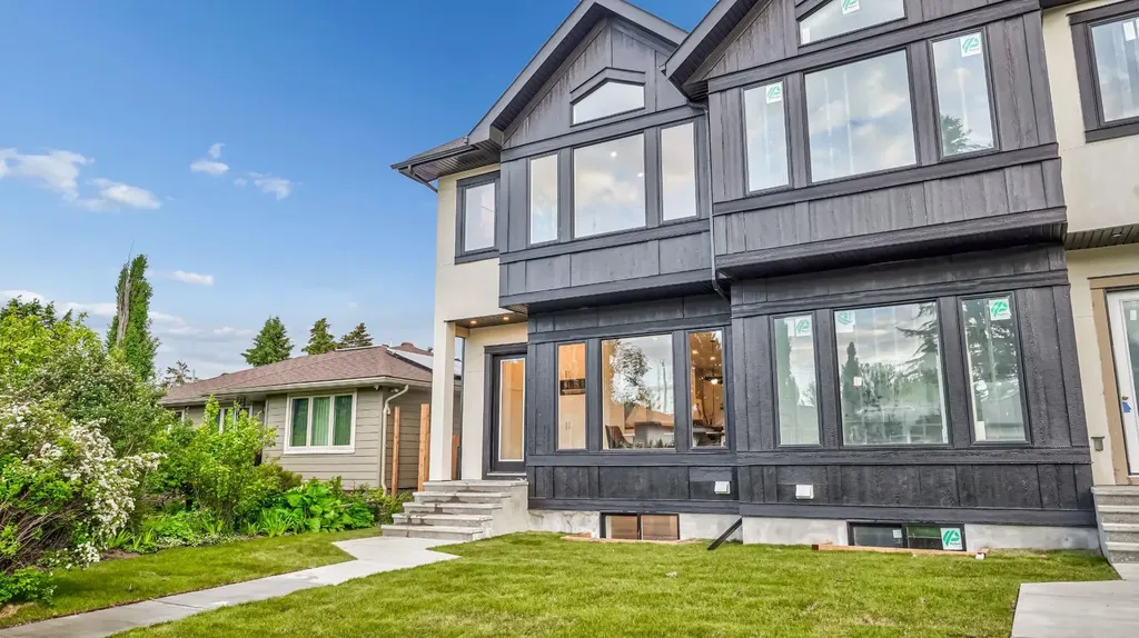 3535 2 Avenue SW Calgary AB T3C 0A2