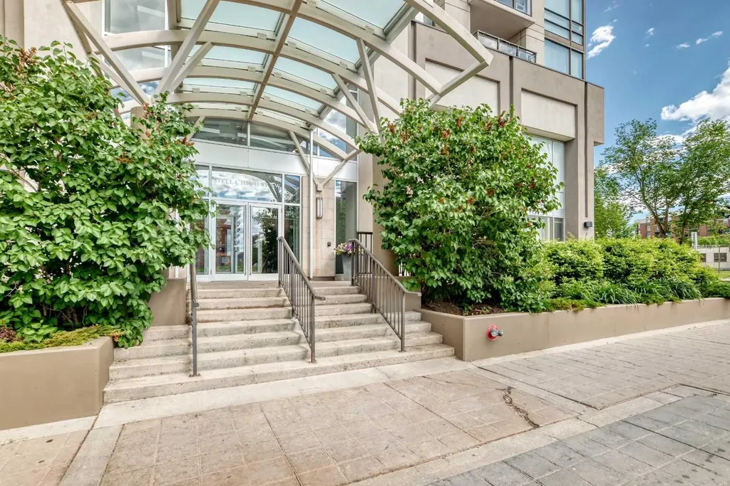 1110 11 Street Calgary AB T2R 1S5