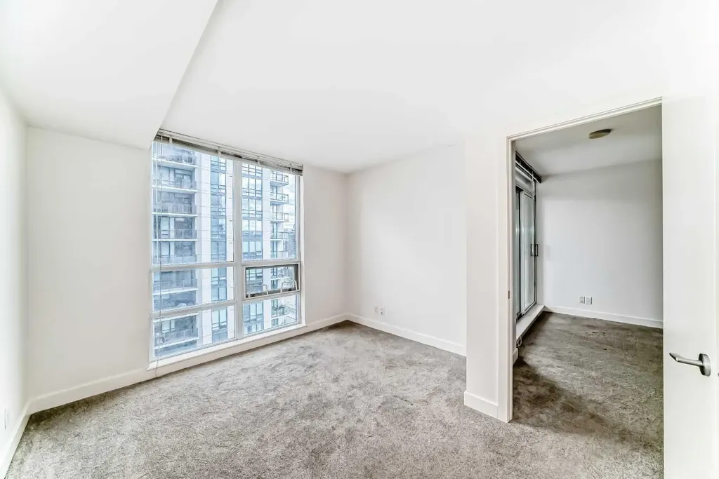 1110 11 Street Calgary AB T2R 1S5