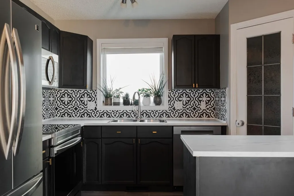 216 Coyote Crescent Fort Mcmurray AB T9K 0C6