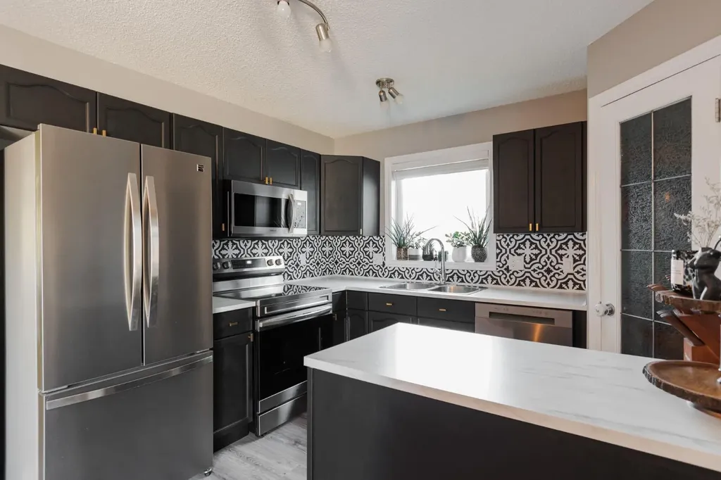 216 Coyote Crescent Fort Mcmurray AB T9K 0C6