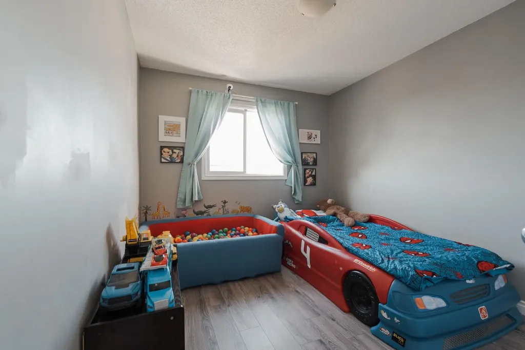 216 Coyote Crescent Fort Mcmurray AB T9K 0C6