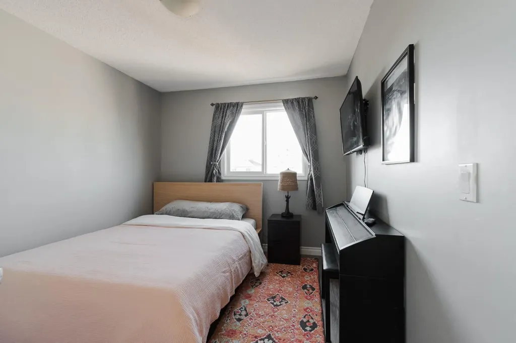 216 Coyote Crescent Fort Mcmurray AB T9K 0C6