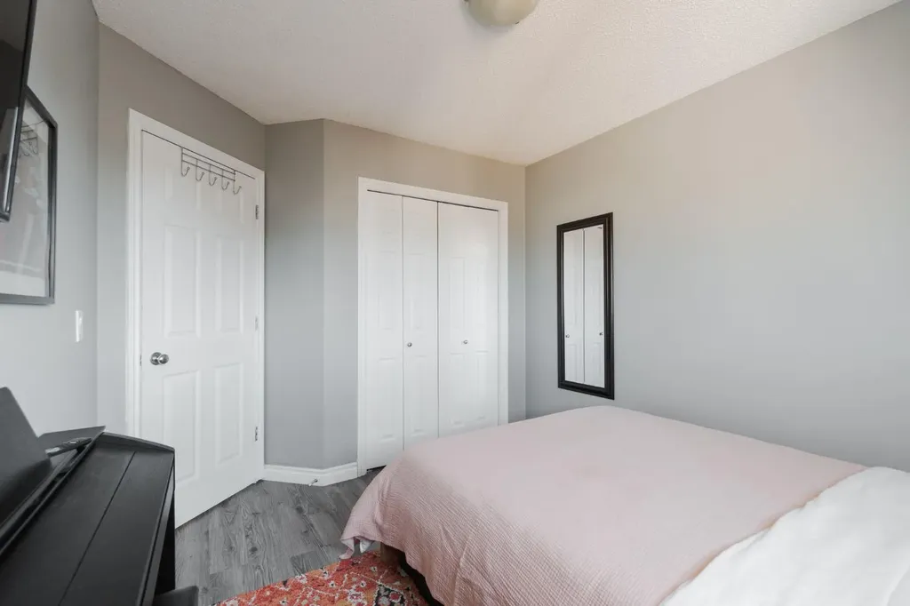216 Coyote Crescent Fort Mcmurray AB T9K 0C6