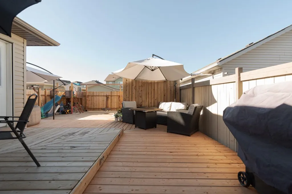216 Coyote Crescent Fort Mcmurray AB T9K 0C6