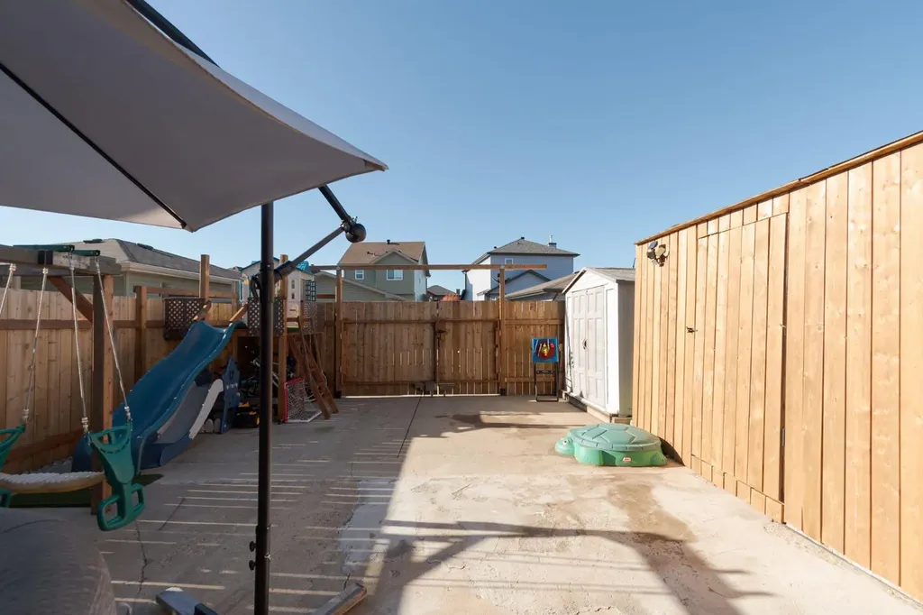 216 Coyote Crescent Fort Mcmurray AB T9K 0C6