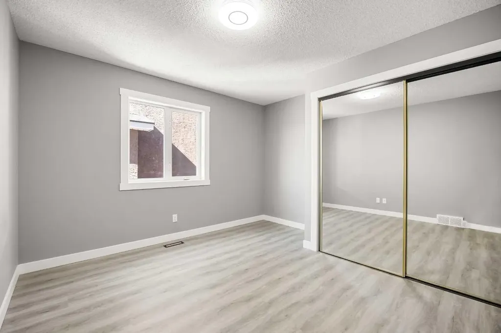 151 Coral Shores Landing NE Calgary AB T3J 3J7