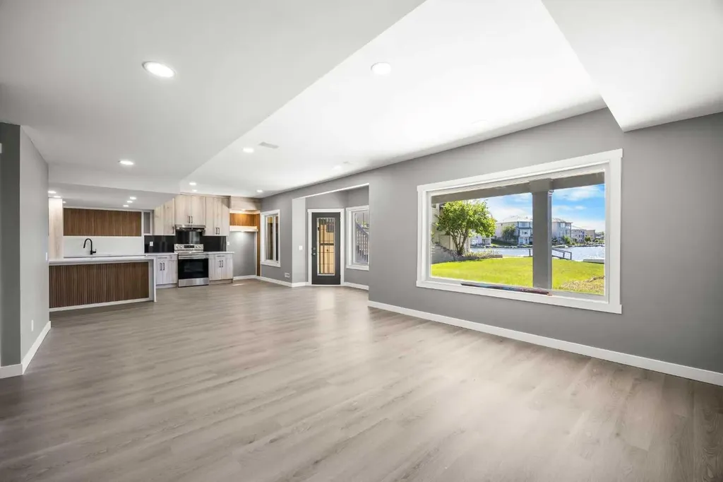 151 Coral Shores Landing NE Calgary AB T3J 3J7