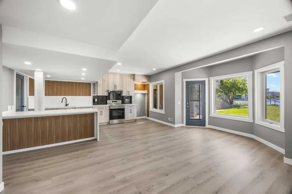 151 Coral Shores Landing NE Calgary AB T3J 3J7