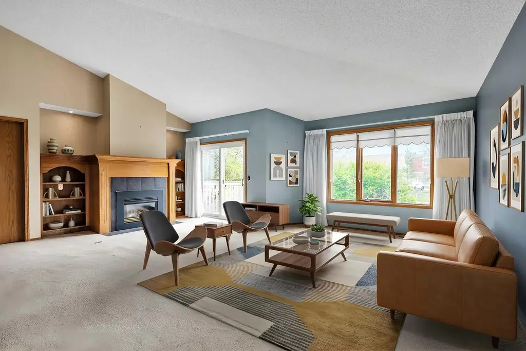 8 Edgepark Villas NW Calgary AB T3A 3S2