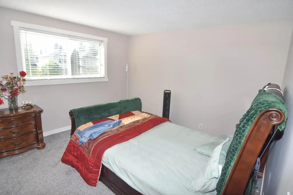 268 Falton Drive NE Calgary AB T3J 2W6