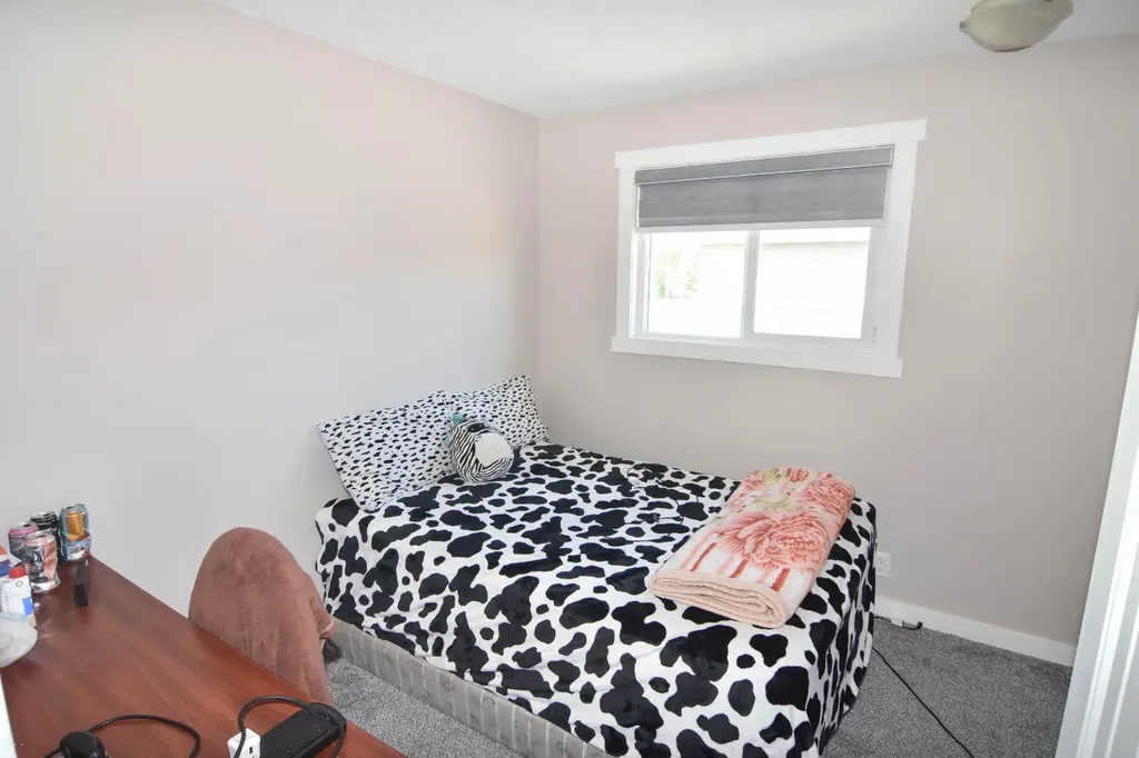 268 Falton Drive NE Calgary AB T3J 2W6