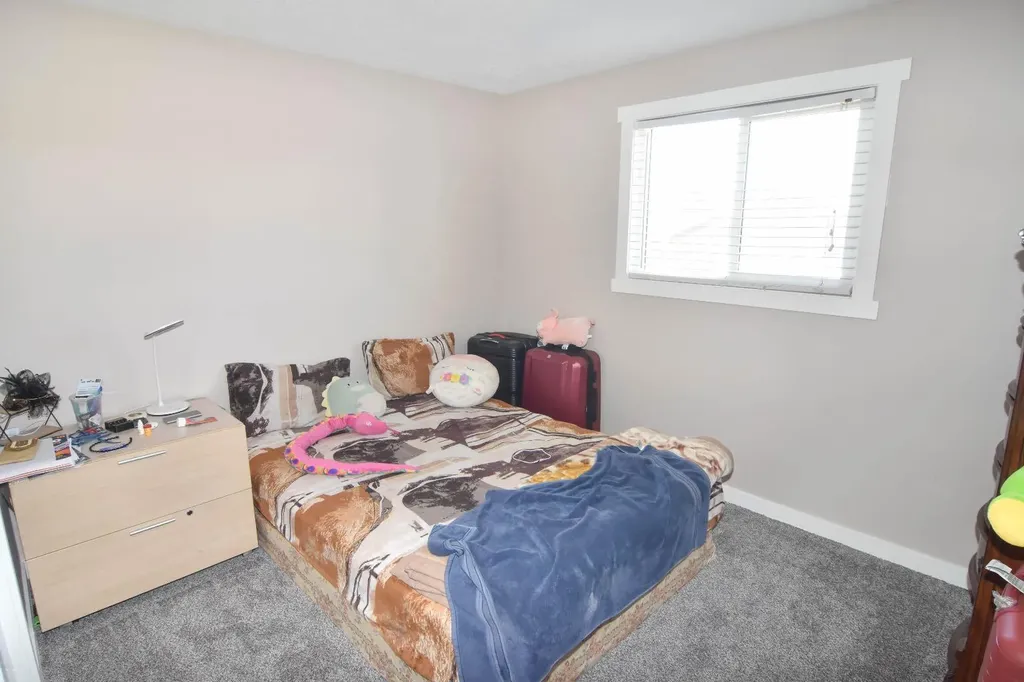 268 Falton Drive NE Calgary AB T3J 2W6