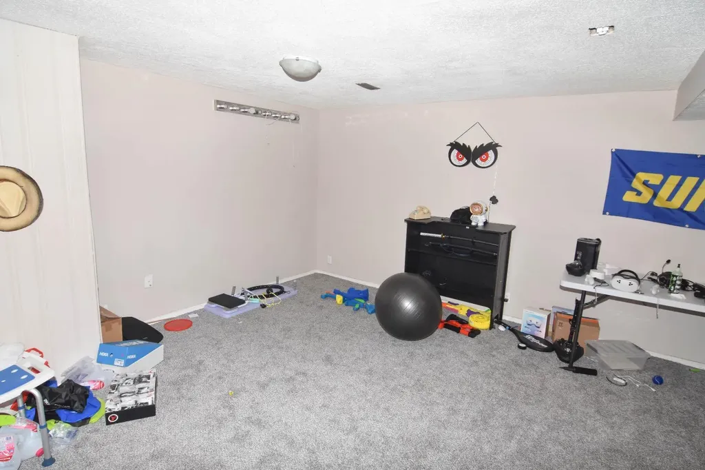 268 Falton Drive NE Calgary AB T3J 2W6