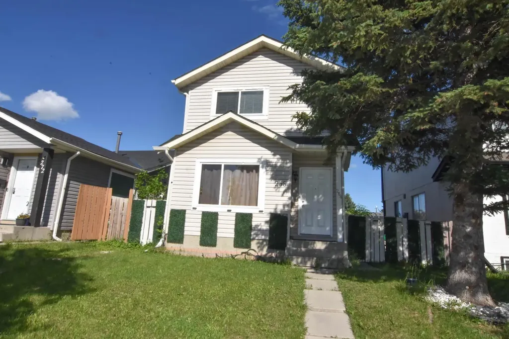 268 Falton Drive NE Calgary AB T3J 2W6