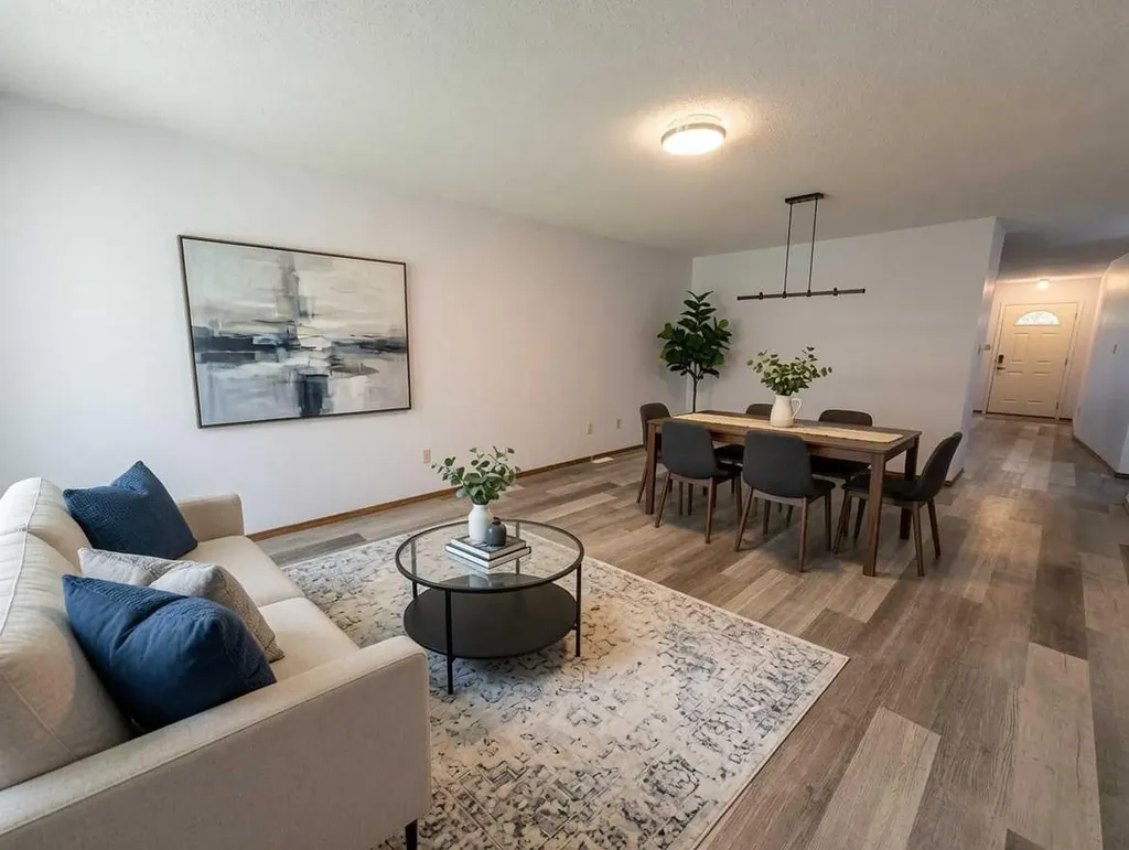5107 46 Avenue Ponoka AB T4J 1J5