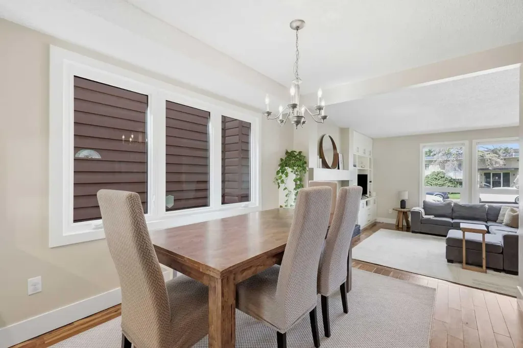 2222 28 Street SW Calgary AB T3E 2H6